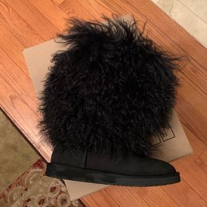 UGG UGGS BLACK SHEEPSKIN BOOTS. 2 PAIRS SIZE 9